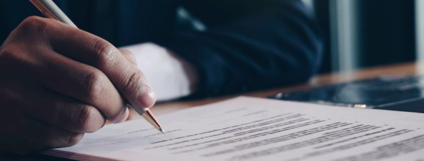 Tips for Negotiating With an Insurance Company